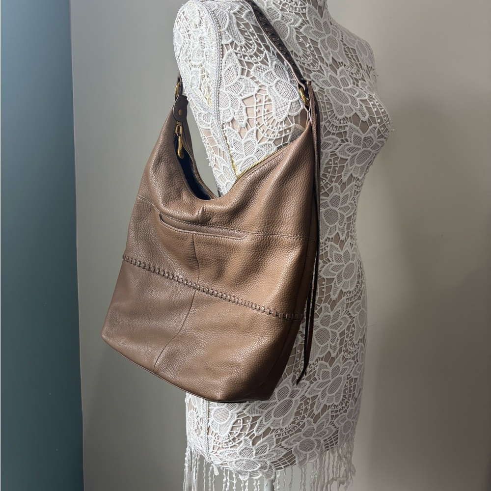 Hobo Entwine Leather Handbag - Picture 2 of 15
